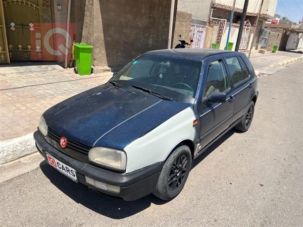Volkswagen Golf 1994 for sale in Iraq - Hit